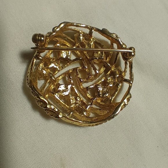 Vintage Gold-Tone Filigree Rhinestone Brooch Pin 1.5" - Picture 5 of 5